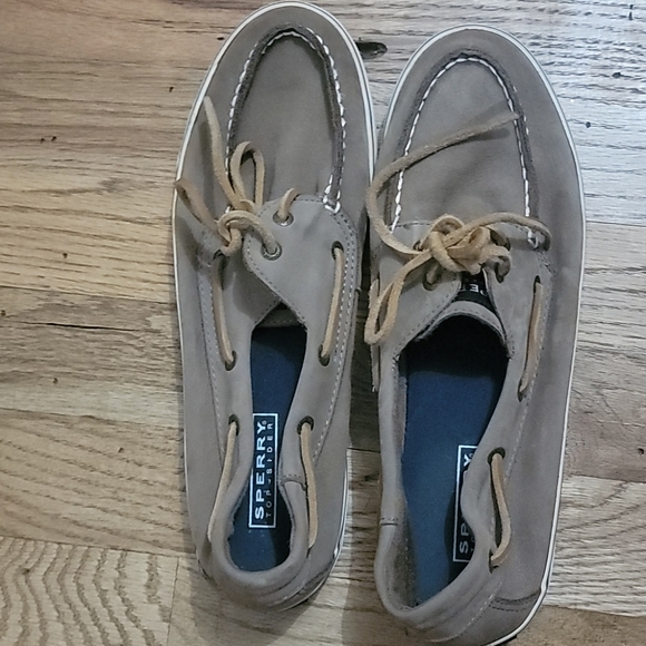 Sperrys - Picture 2 of 3